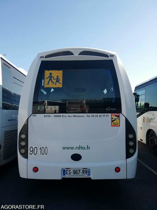 Bus Iveco UNVI 70C17 - 2017 - 120 000 km - Autobús escolar: foto 2 Bus Iveco UNVI 70C17 - 2017 - 120 000 km - Autobús escolar: foto 2