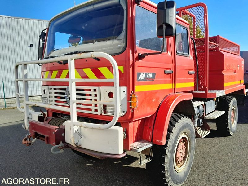 CAMION CITERNE FEU DE FORET - 38543kms - Camión de bomberos: foto 1 CAMION CITERNE FEU DE FORET - 38543kms - Camión de bomberos: foto 1