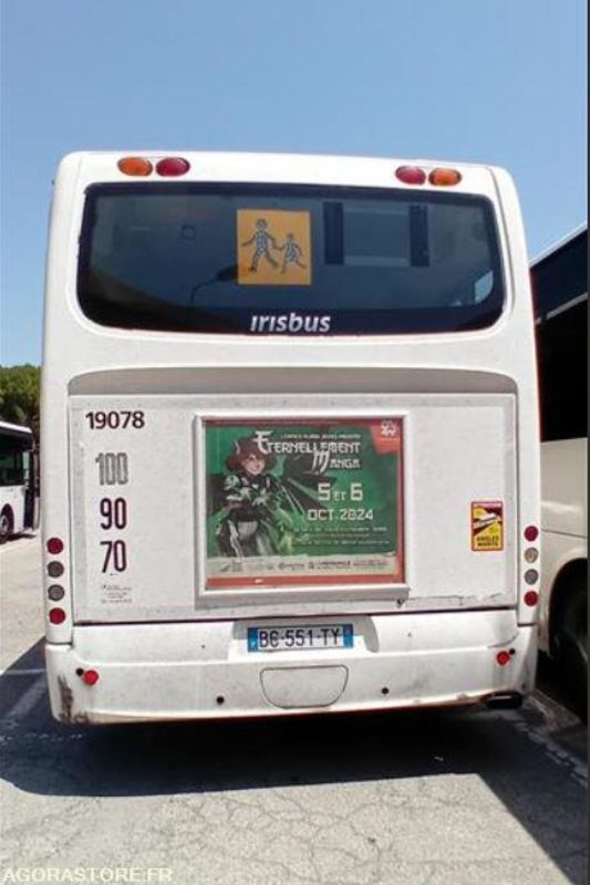 CAR IRISBUS RECREO 19078 MEC 2010 / 252000KM BC-551-TY - Autobús escolar: foto 2 CAR IRISBUS RECREO 19078 MEC 2010 / 252000KM BC-551-TY - Autobús escolar: foto 2