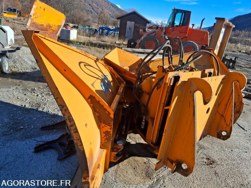 CHARGEUR FIAT HITACHI W110 A + FOURCHES + GODET + ETRAVE - Cargadora: foto 5 CHARGEUR FIAT HITACHI W110 A + FOURCHES + GODET + ETRAVE - Cargadora: foto 5