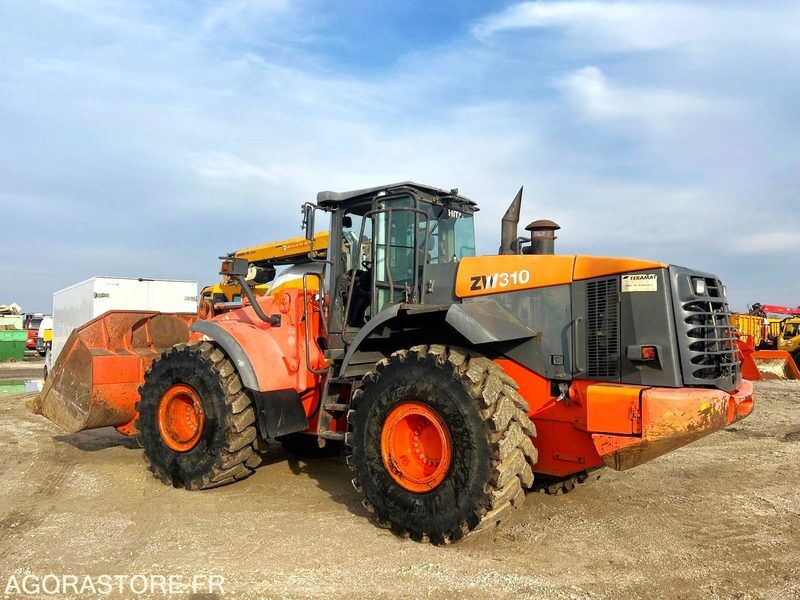CHARGEUSE 23T HITACHI ZW310 - ANNEE 2006 - 9925 HEURES - Cargadora: foto 2 CHARGEUSE 23T HITACHI ZW310 - ANNEE 2006 - 9925 HEURES - Cargadora: foto 2