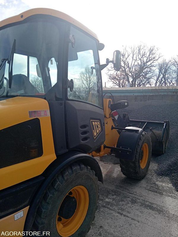 CHARGEUSE COMPACTE SUR PNEUS JCB 3588h - Cargadora: foto 3 CHARGEUSE COMPACTE SUR PNEUS JCB 3588h - Cargadora: foto 3