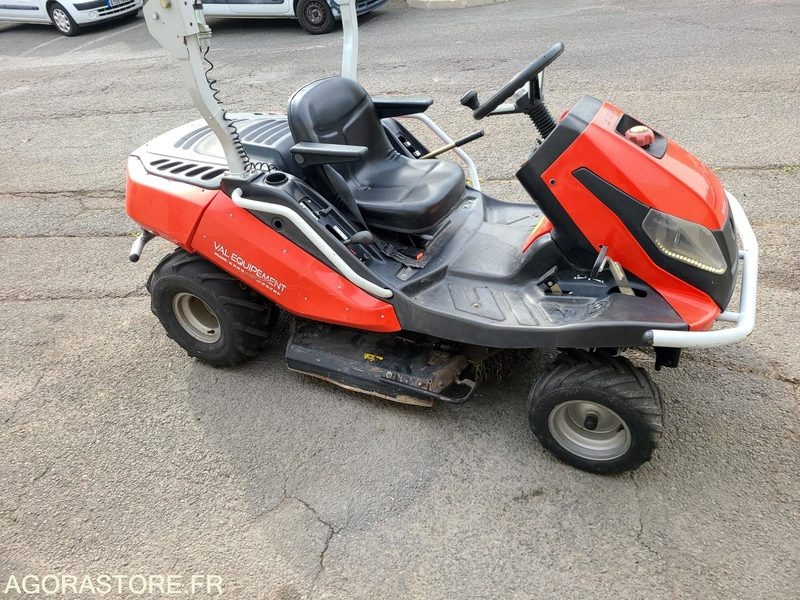CHEYENNE / TONDEUSE - DEBROUSSAILLEUSE - Cortacésped: foto 3 CHEYENNE / TONDEUSE - DEBROUSSAILLEUSE - Cortacésped: foto 3