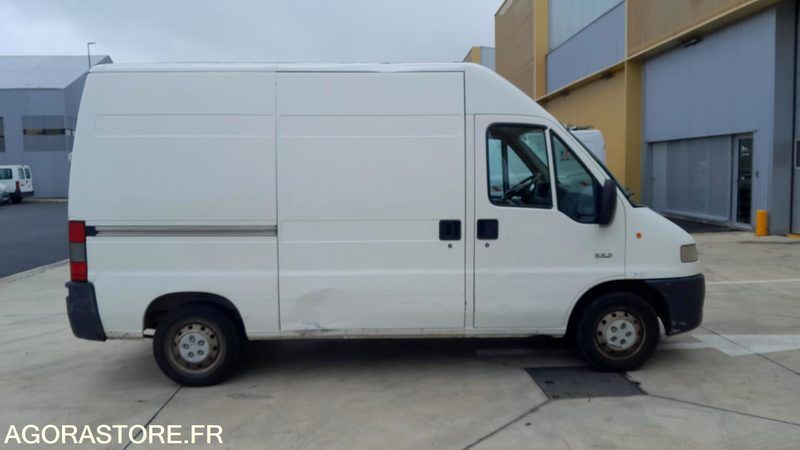 CITROEN JUMPER 230 L 2.5 D 3PLACES 2000 143484km 9860SB81 - Furgón: foto 2 CITROEN JUMPER 230 L 2.5 D 3PLACES 2000 143484km 9860SB81 - Furgón: foto 2