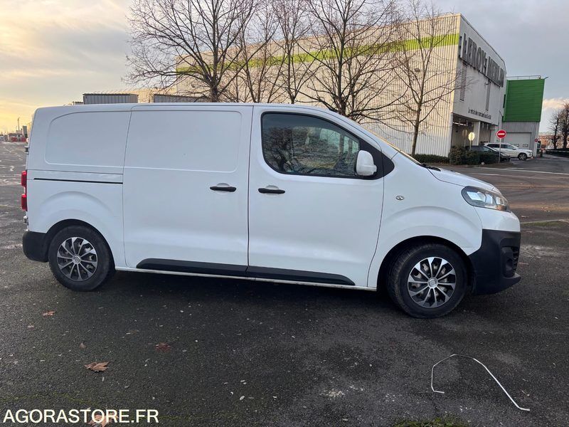 CITROEN - JUMPY 3 HDI - année 2017 - 343000 kms - DIESEL - Furgoneta pequeña: foto 4 CITROEN - JUMPY 3 HDI - année 2017 - 343000 kms - DIESEL - Furgoneta pequeña: foto 4