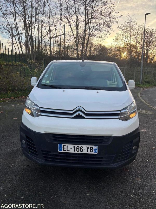CITROEN - JUMPY 3 HDI - année 2017 - 343000 kms - DIESEL - Furgoneta pequeña: foto 3 CITROEN - JUMPY 3 HDI - année 2017 - 343000 kms - DIESEL - Furgoneta pequeña: foto 3