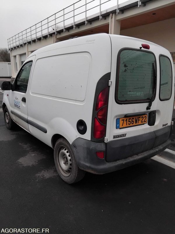 CTTE RENAULT KANGOO - 2000 - 133582 Km - 7156WF22 - Furgoneta pequeña: foto 3 CTTE RENAULT KANGOO - 2000 - 133582 Km - 7156WF22 - Furgoneta pequeña: foto 3