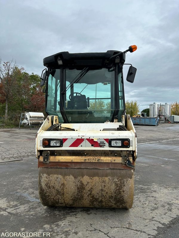 CYLINDRE TANDEM DYNAPAC CC224 HF - 2013 - 7133 Hrs - 2013 / 7133H (M79670) - Rodillo: foto 5 CYLINDRE TANDEM DYNAPAC CC224 HF - 2013 - 7133 Hrs - 2013 / 7133H (M79670) - Rodillo: foto 5