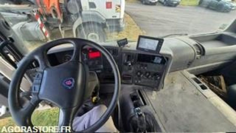 6*4 AMPIROL - SCANIA de 2005 avec BRAS PROMAT - 191441kms - Cabeza tractora: foto 5 6*4 AMPIROL - SCANIA de 2005 avec BRAS PROMAT - 191441kms - Cabeza tractora: foto 5