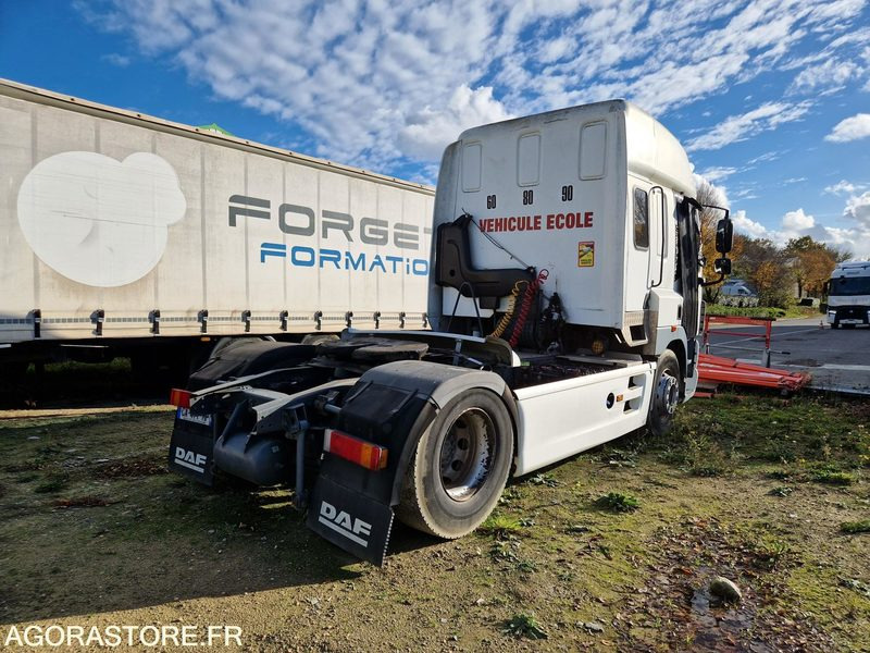 DAF CF 85.360 - 2013 - Cabeza tractora: foto 4 DAF CF 85.360 - 2013 - Cabeza tractora: foto 4