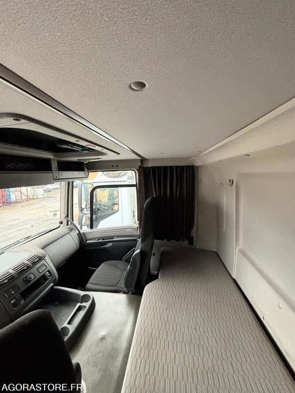 TRACTEUR DAF CF480 - 2018 - 438695 kms (41406) - Cabeza tractora: foto 4 TRACTEUR DAF CF480 - 2018 - 438695 kms (41406) - Cabeza tractora: foto 4