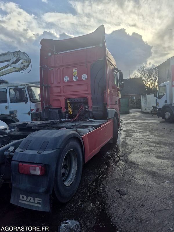 Tracteur Daf - 2015 - 686 000km - BON ETAT avec CT 5/26 - Cabeza tractora: foto 3 Tracteur Daf - 2015 - 686 000km - BON ETAT avec CT 5/26 - Cabeza tractora: foto 3