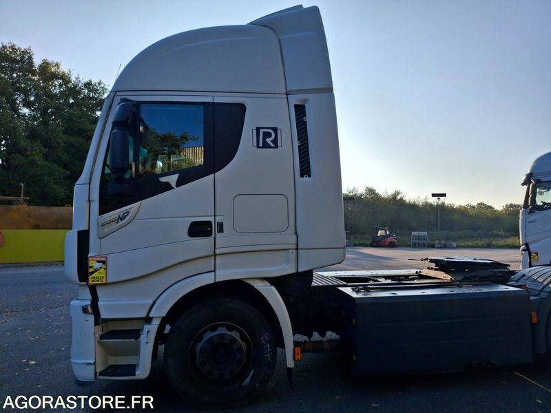 Tracteur Iveco Stralis AS440S40T/P CNG - 2018 - 610000 kms (41409) - Cabeza tractora: foto 1 Tracteur Iveco Stralis AS440S40T/P CNG - 2018 - 610000 kms (41409) - Cabeza tractora: foto 1