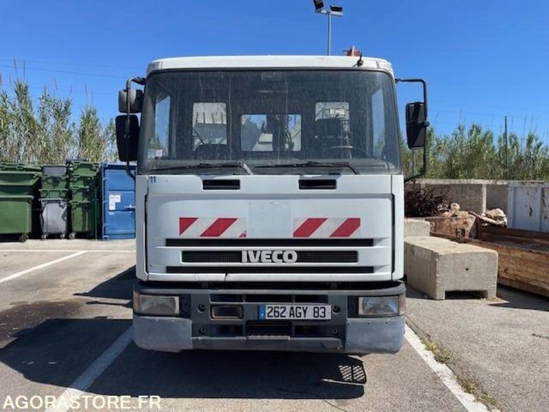 IVECO GRUE - Camión: foto 1 IVECO GRUE - Camión: foto 1
