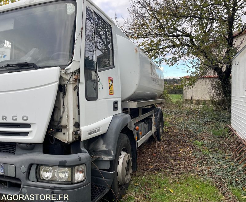 Iveco 190EL28 19t citerne - 2008 - 640748kms - export only - Camión: foto 3 Iveco 190EL28 19t citerne - 2008 - 640748kms - export only - Camión: foto 3