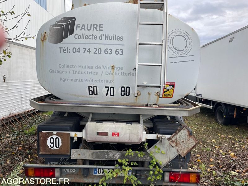 Iveco 190EL28 19t citerne - 2008 - 640748kms - export only - Camión: foto 2 Iveco 190EL28 19t citerne - 2008 - 640748kms - export only - Camión: foto 2