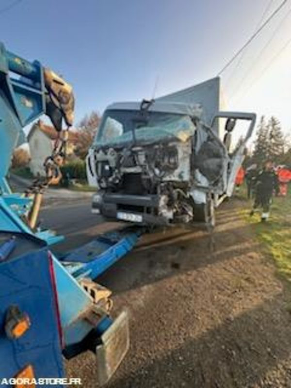 PL RENAULT MIDLUM / 632000 KMS / 2013 - Camión: foto 1 PL RENAULT MIDLUM / 632000 KMS / 2013 - Camión: foto 1