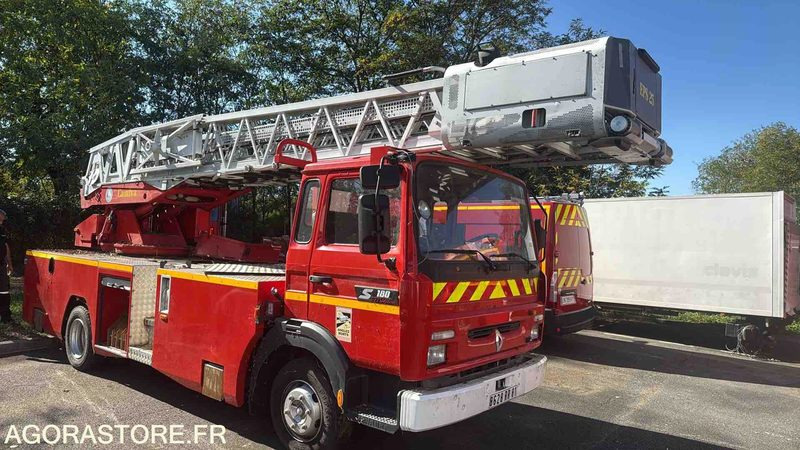 RENAULT S150 - 1998 - 58260KM - 2495H - Camión: foto 1 RENAULT S150 - 1998 - 58260KM - 2495H - Camión: foto 1