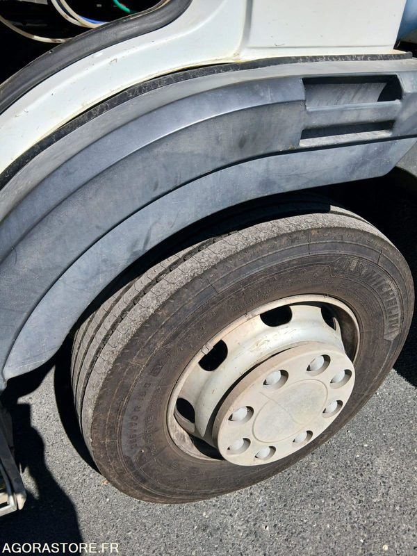 Camion Renault 150 - 2000 - 480392kms - Volquete camión: foto 5 Camion Renault 150 - 2000 - 480392kms - Volquete camión: foto 5