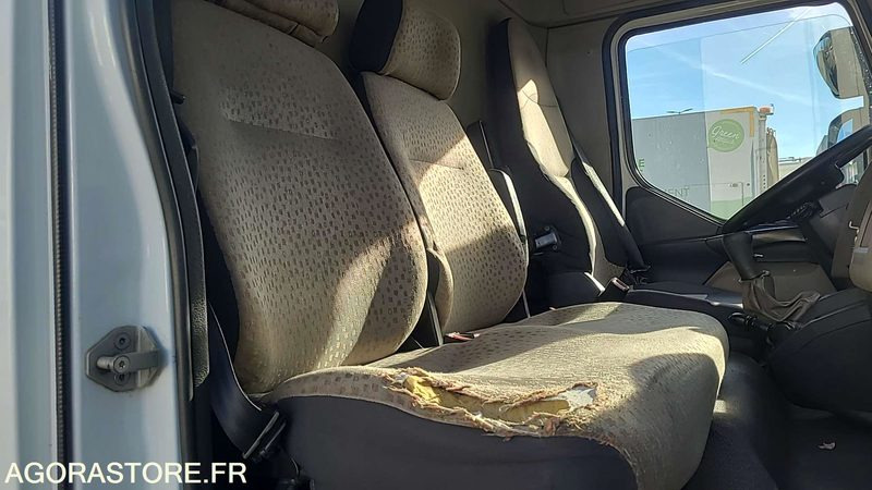 Renault Midlum - 2009 - 89636kms - AC796HH - Camión: foto 4 Renault Midlum - 2009 - 89636kms - AC796HH - Camión: foto 4