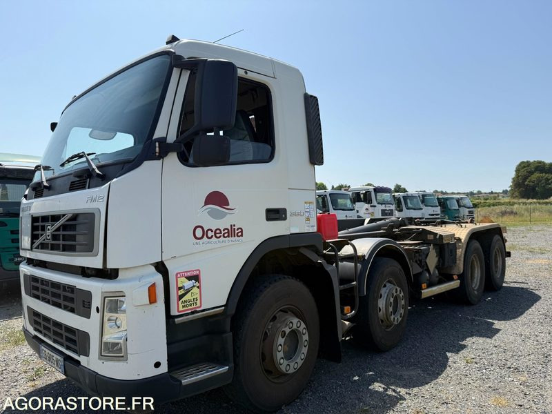 VOLVO FM12 380 - 2004 - 636 982 - Camión: foto 1 VOLVO FM12 380 - 2004 - 636 982 - Camión: foto 1