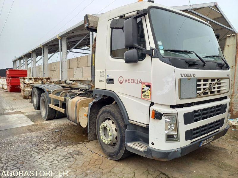VOLVO FM9 - 26T BRAS - 2005 / 521 000 KM - EN720PT (BARA - R51298) - Camión: foto 1 VOLVO FM9 - 26T BRAS - 2005 / 521 000 KM - EN720PT (BARA - R51298) - Camión: foto 1