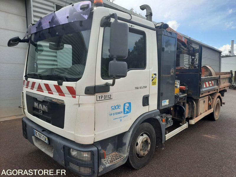 Camion 4x2 grue - Camión: foto 2 Camion 4x2 grue - Camión: foto 2