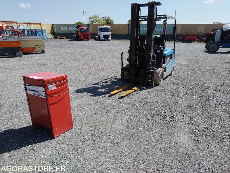 Chariot élévateur ELEC 2.5T Triplex 5,5M NISSAN QO2L25 - Carretilla elevadora eléctrica: foto 5 Chariot élévateur ELEC 2.5T Triplex 5,5M NISSAN QO2L25 - Carretilla elevadora eléctrica: foto 5