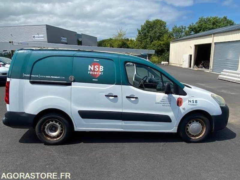 Citroën Berlingo 2012 / 125294 Km - Furgoneta pequeña: foto 2 Citroën Berlingo 2012 / 125294 Km - Furgoneta pequeña: foto 2