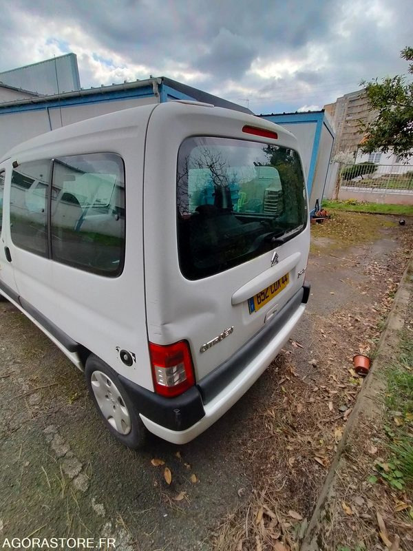 Citroen Berlingo Combispace ESS+GNV - 2007 - 62683kms - Coche: foto 3 Citroen Berlingo Combispace ESS+GNV - 2007 - 62683kms - Coche: foto 3