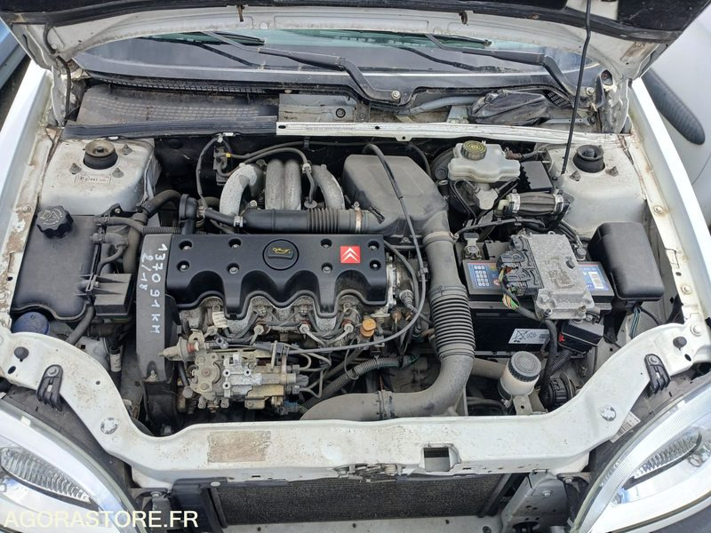 Coche Citroën SAXO: foto 9