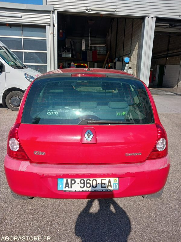 Clio 2010 - 99 363 km - Coche: foto 3 Clio 2010 - 99 363 km - Coche: foto 3