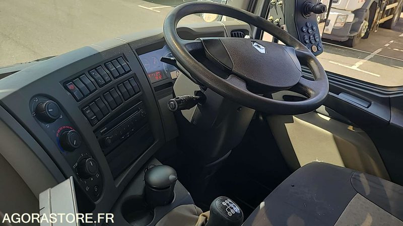 DJ 330 YP - RENAULT MIDLUM 220 - 2014 - 96138KM - Barredora vial: foto 5 DJ 330 YP - RENAULT MIDLUM 220 - 2014 - 96138KM - Barredora vial: foto 5