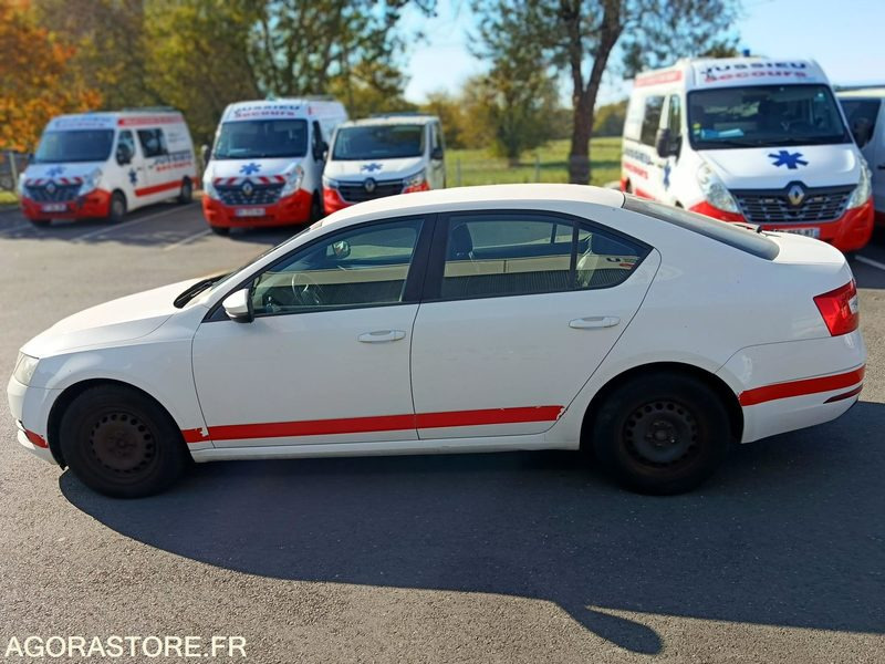 FB-734-ZZ - Non Roulant - SKODA OCTAVIA - VP - 285 055 Kms - Coche: foto 2 FB-734-ZZ - Non Roulant - SKODA OCTAVIA - VP - 285 055 Kms - Coche: foto 2
