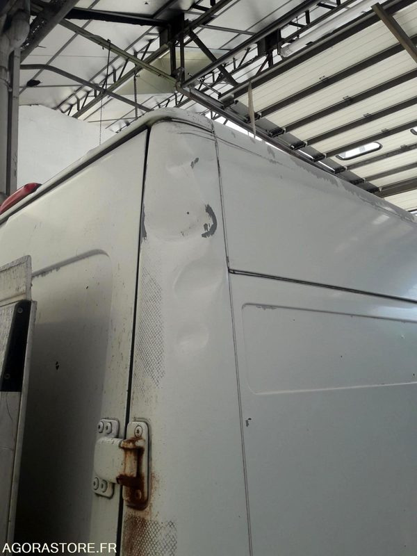 FIAT DUCATO FOURGON-NON ROULANT - Furgón: foto 5 FIAT DUCATO FOURGON-NON ROULANT - Furgón: foto 5