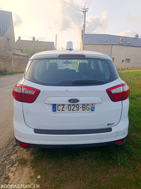 FORD CMAX 1.6 TDCI - 2013 - 105865KM - NON ROULANT - MOTEUR A REMPLACER - Hatchback: foto 4 FORD CMAX 1.6 TDCI - 2013 - 105865KM - NON ROULANT - MOTEUR A REMPLACER - Hatchback: foto 4