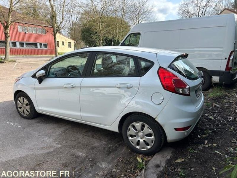 FORD FIESTA - ED-516-SC - Diesel 1.5 l - 183 000 KM - 2016 - Coche: foto 3 FORD FIESTA - ED-516-SC - Diesel 1.5 l - 183 000 KM - 2016 - Coche: foto 3
