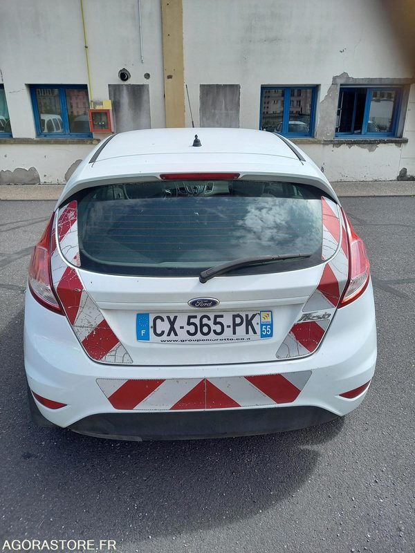FORD FIESTA TDCI 70 FAP TREND -5 PORTES - Coche: foto 1 FORD FIESTA TDCI 70 FAP TREND -5 PORTES - Coche: foto 1
