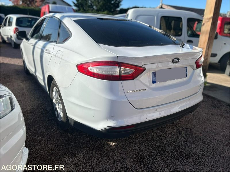 FORD MONDEO 1.0 ECOBOOST 125 CH - Coche: foto 3 FORD MONDEO 1.0 ECOBOOST 125 CH - Coche: foto 3
