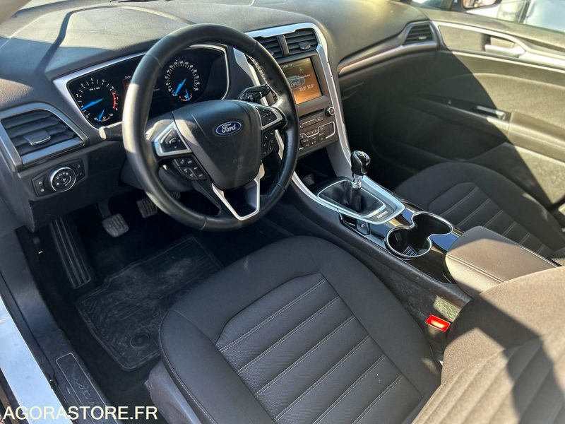 FORD MONDEO 1.0 ECOBOOST 125 CH - Coche: foto 5 FORD MONDEO 1.0 ECOBOOST 125 CH - Coche: foto 5