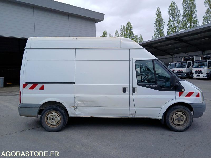 FORD TRANSIT - 2006- 216 220 Kms - Furgón: foto 2 FORD TRANSIT - 2006- 216 220 Kms - Furgón: foto 2