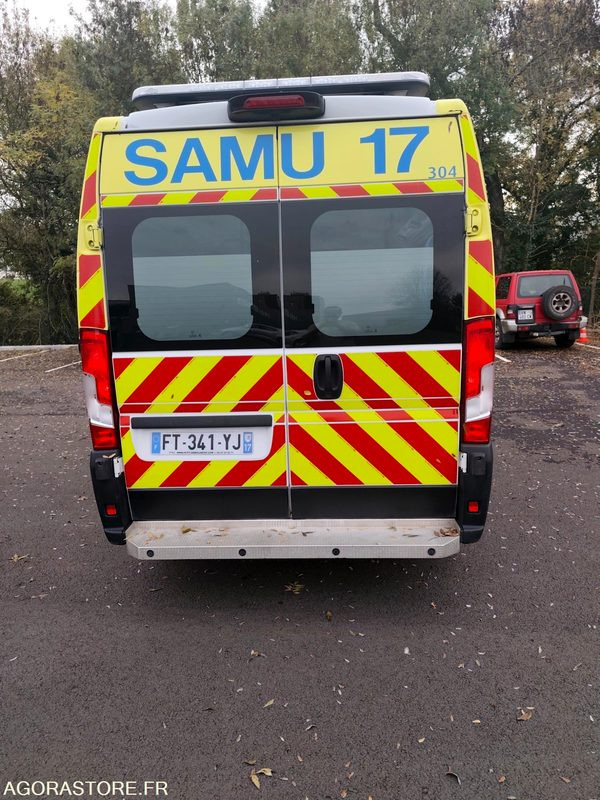 Fiat Ducato ambulance réformée 2020 - 278637kms - Ambulancia: foto 5 Fiat Ducato ambulance réformée 2020 - 278637kms - Ambulancia: foto 5