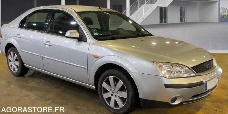 Ford Mondeo 1.8I - 125 GHIA .CT-OK passé et accepté pour 2 ans - Coche: foto 1 Ford Mondeo 1.8I - 125 GHIA .CT-OK passé et accepté pour 2 ans - Coche: foto 1