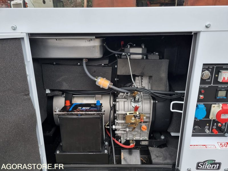GROUPE ELECTROGENE POWER PLUS GF2-9 - Generador industriale: foto 2 GROUPE ELECTROGENE POWER PLUS GF2-9 - Generador industriale: foto 2