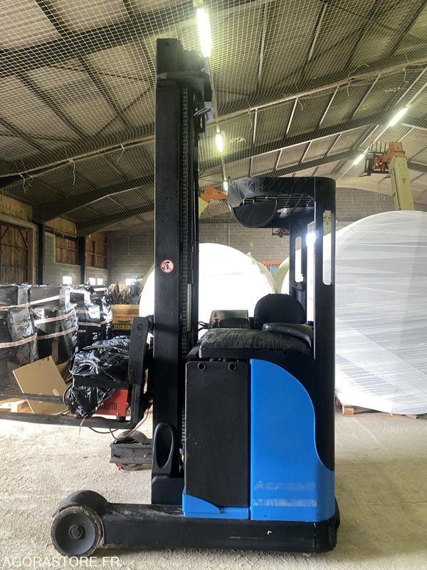 Gerbeur FENWICK LINDE R14 1.4T Triplex 7595mm - Retráctil: foto 2 Gerbeur FENWICK LINDE R14 1.4T Triplex 7595mm - Retráctil: foto 2