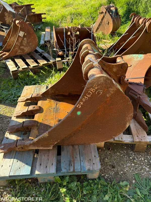 Godet 700mm Morin 3 - Cazo para Maquinaria de construcción: foto 4 Godet 700mm Morin 3 - Cazo para Maquinaria de construcción: foto 4