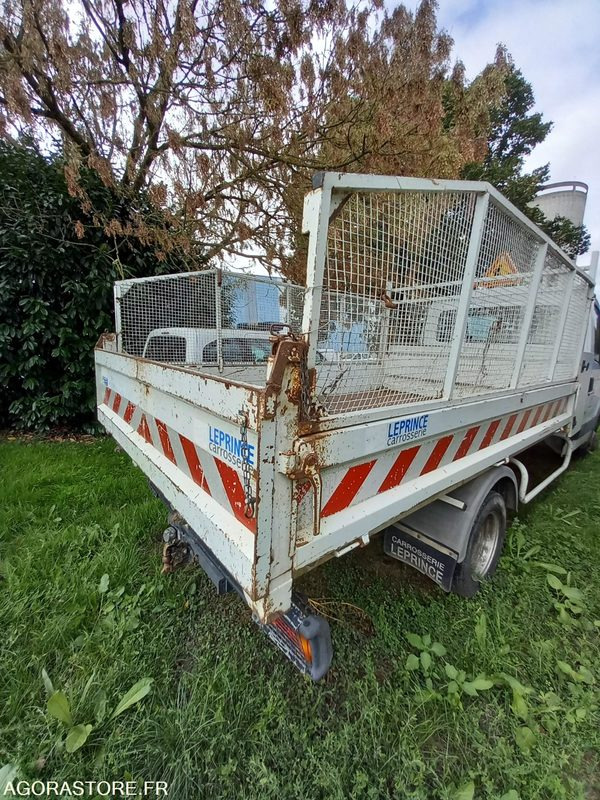 Iveco Daily - DL928JK - Furgón: foto 4 Iveco Daily - DL928JK - Furgón: foto 4