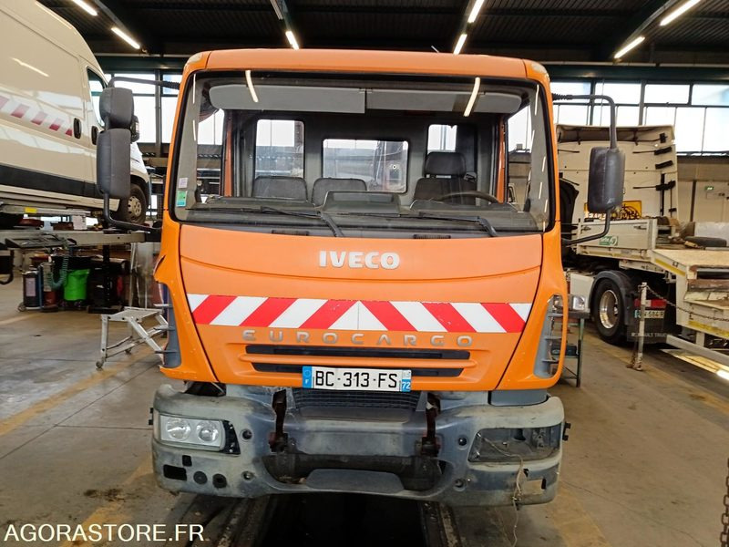 Iveco euro Cargo 120E18 BC313FS - Volquete furgoneta: foto 1 Iveco euro Cargo 120E18 BC313FS - Volquete furgoneta: foto 1