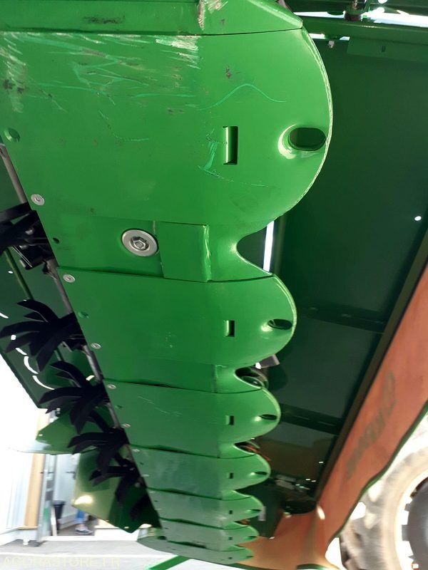 KRONE EASY CUT R 320 CV - NEUVE GARANTI 1 AN - - Segadora: foto 5 KRONE EASY CUT R 320 CV - NEUVE GARANTI 1 AN - - Segadora: foto 5