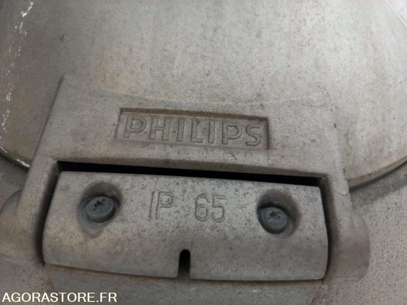 LOT DE 75 PROJECTEURS - ECLAIRAGE SPORTIF - Herramienta/ Equipo: foto 3 LOT DE 75 PROJECTEURS - ECLAIRAGE SPORTIF - Herramienta/ Equipo: foto 3